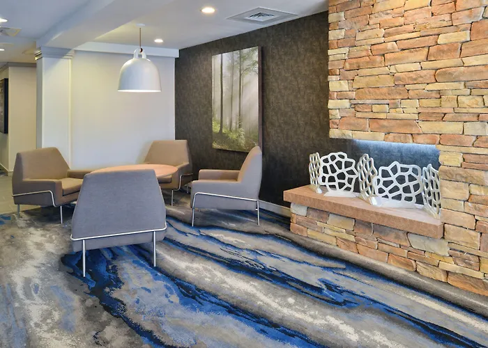 Fairfield Inn & Suites Greensboro Wendover
