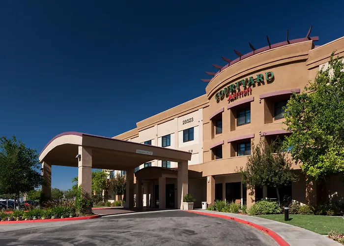 Courtyard By Marriott Santa Clarita Valencia