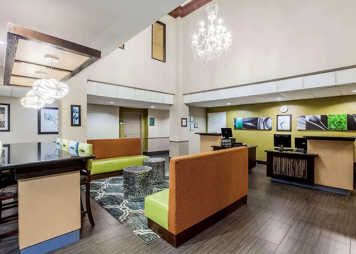 La Quinta By Wyndham Pasadena