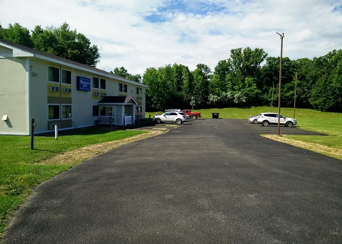 Super 8 By Wyndham Chisago City