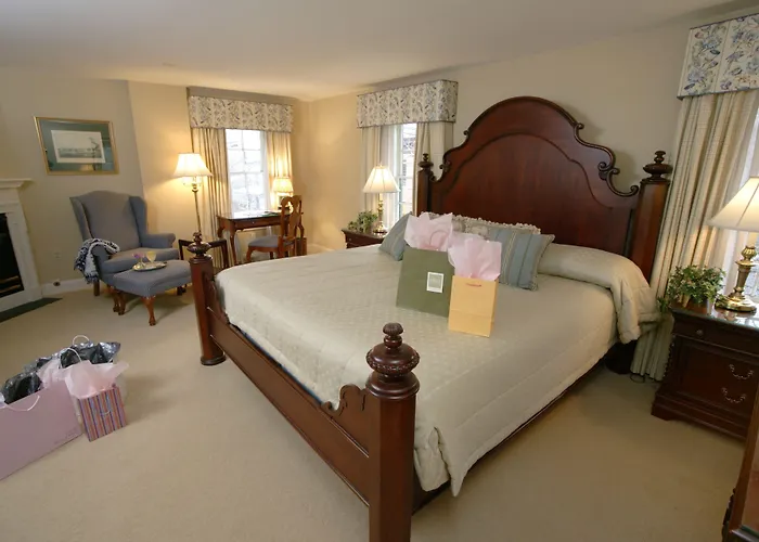 Lambertville House