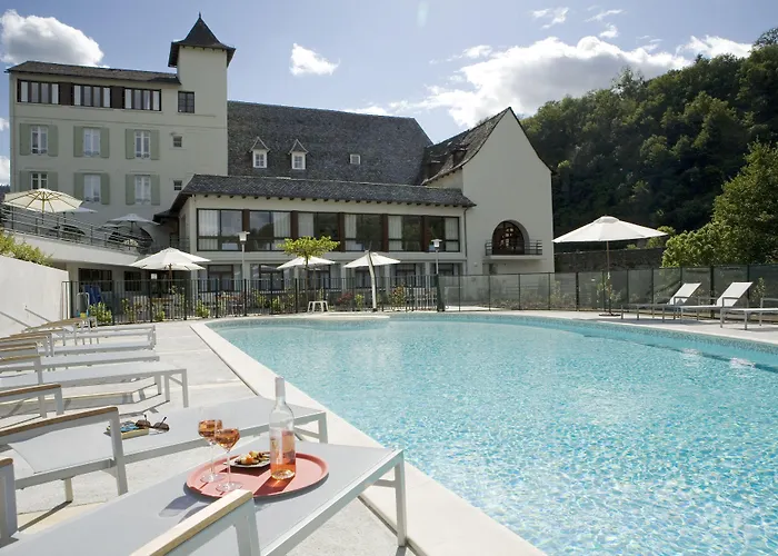 Logis Hotel Restaurant La Riviere