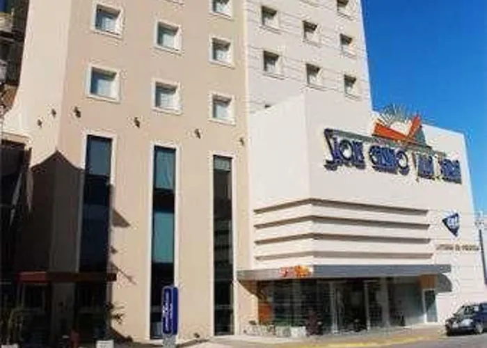 Howard Johnson Villa María Hotel y Casino
