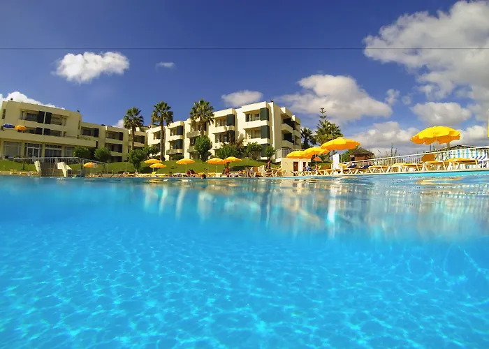 Vila Baleira Suites