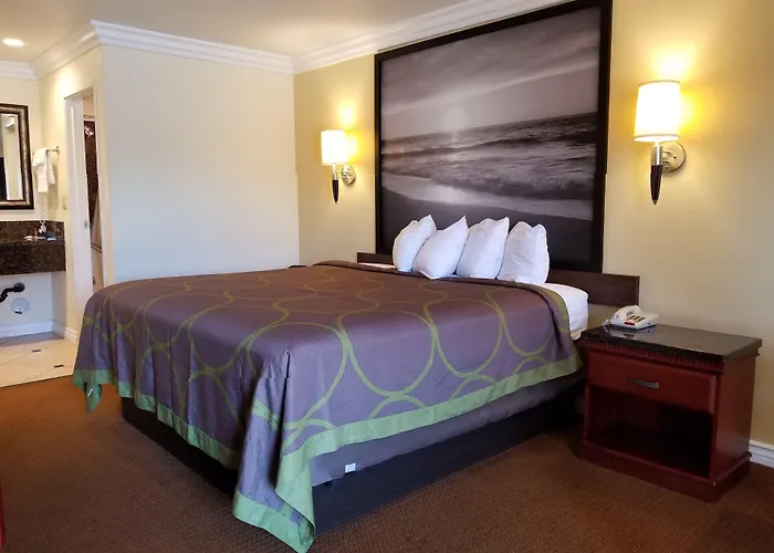 Super 8 By Wyndham Cypress Buena Park Area
