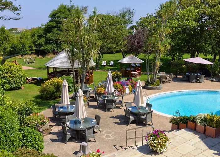 The Farmhouse Hotel And Restaurant
