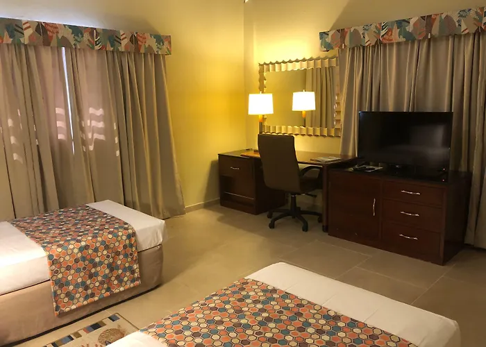 Carl'S Unique Inn & Conference Facilities