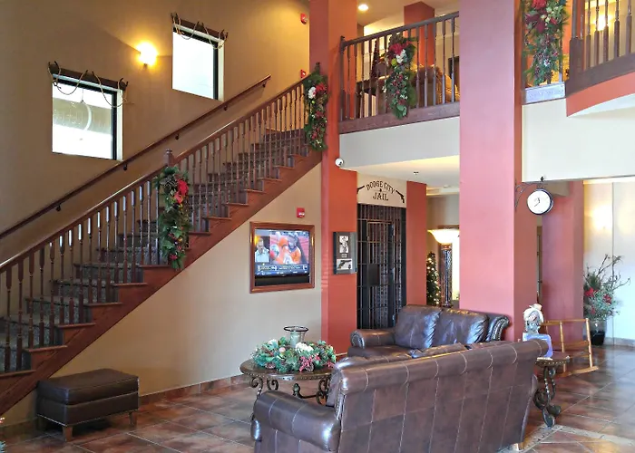 Best Western Plus Country Inn & Suites