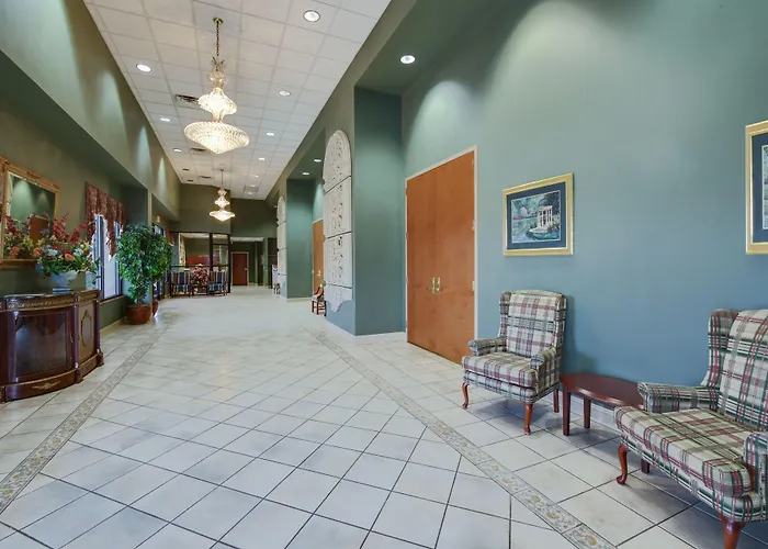 Holiday Inn Express Hotel & Suites Greensboro-East By Ihg