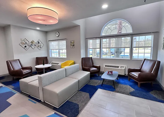 Microtel Inn & Suites By Wyndham Of Houma