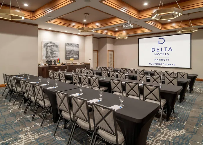 Delta Hotels By Marriott Huntington Mall