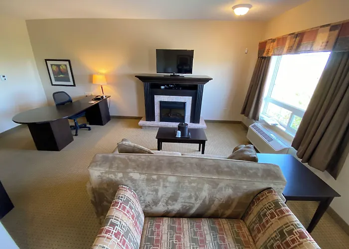Ramada By Wyndham Westlock