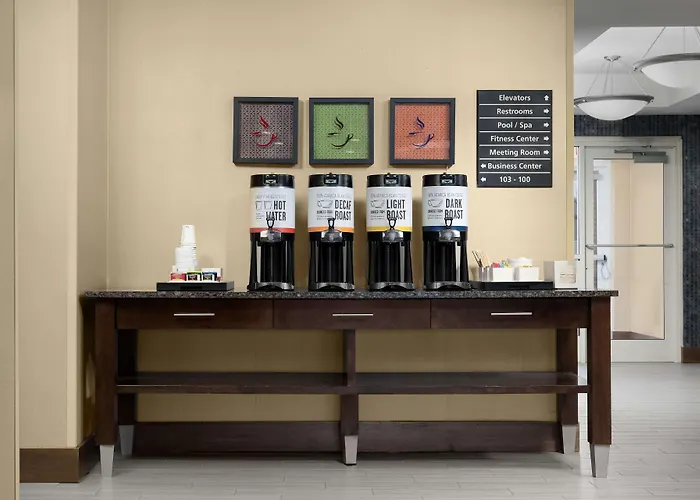 Hampton Inn Syracuse Clay