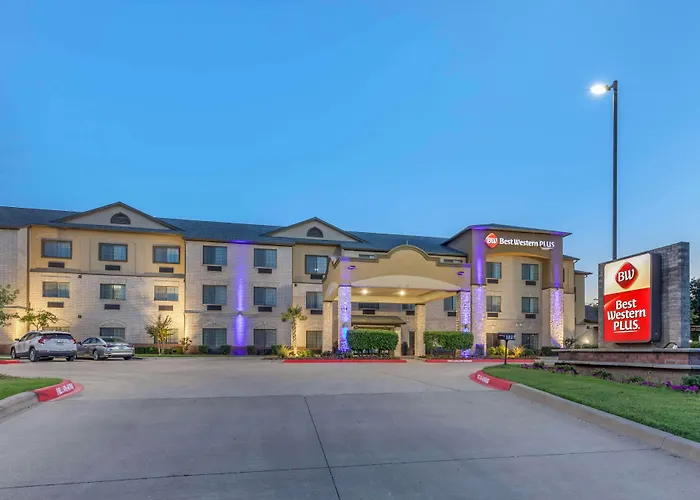 Best Western Plus Mansfield Inn & Suites