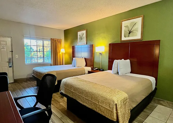 Travelodge Suites By Wyndham Lake Okeechobee