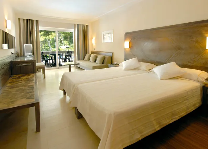 Fergus Club Font De Sa Cala Beach
