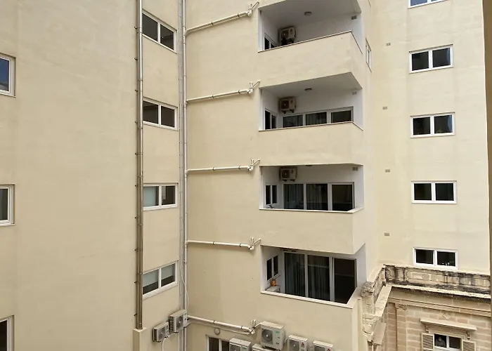 Sliema Marina Hotel