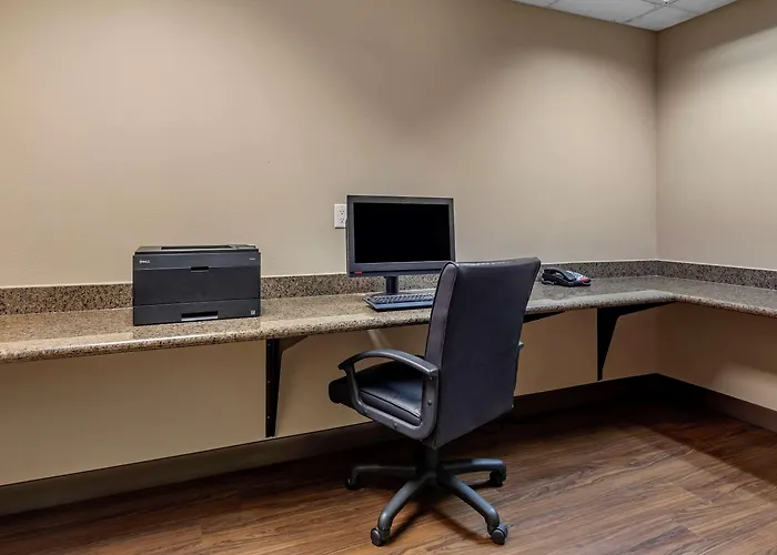 Comfort Inn & Suites Russellville I-40
