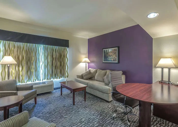 La Quinta Inn & Suites By Wyndham Loveland Estes Park