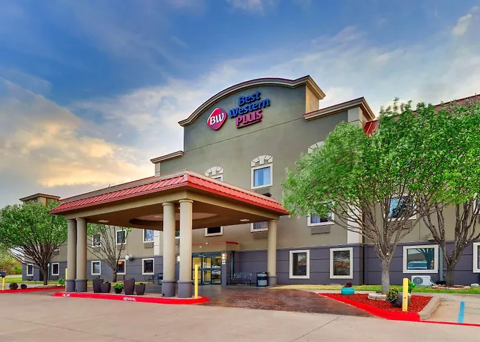 Best Western Plus University Inn & Suites Wichita Falls