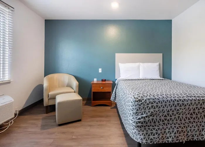Woodspring Suites Huntsville/ Madison