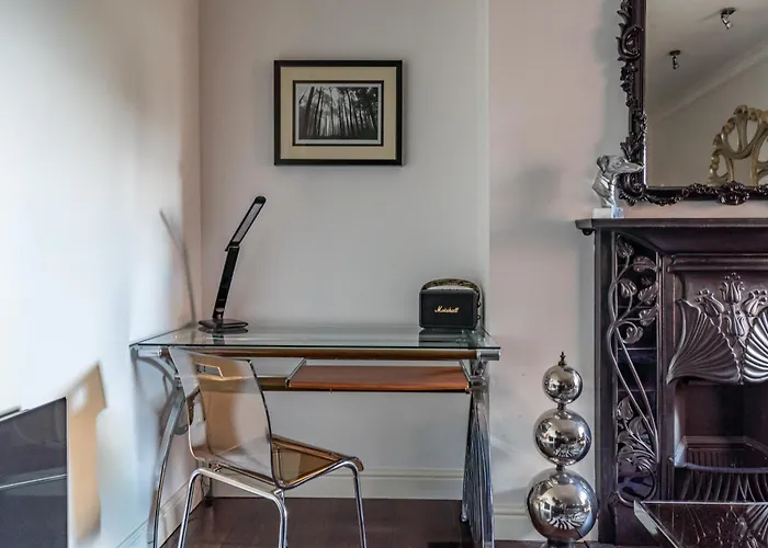 Strozzi Palace Suites By Mansley