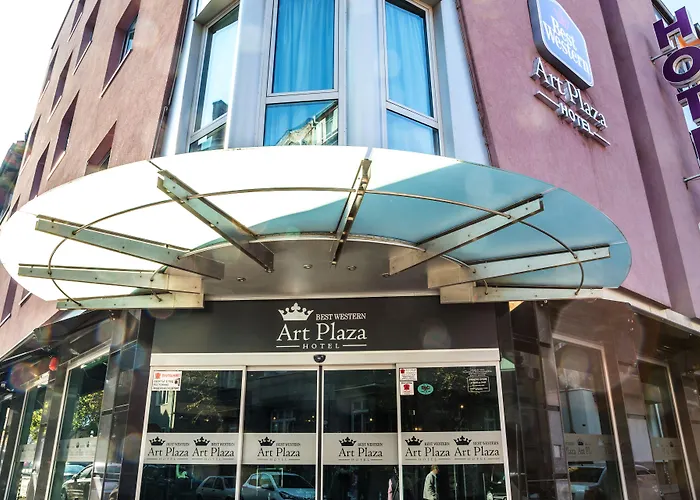 Art Plaza Hotel