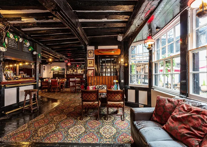 The New Inn By Roomsbooked