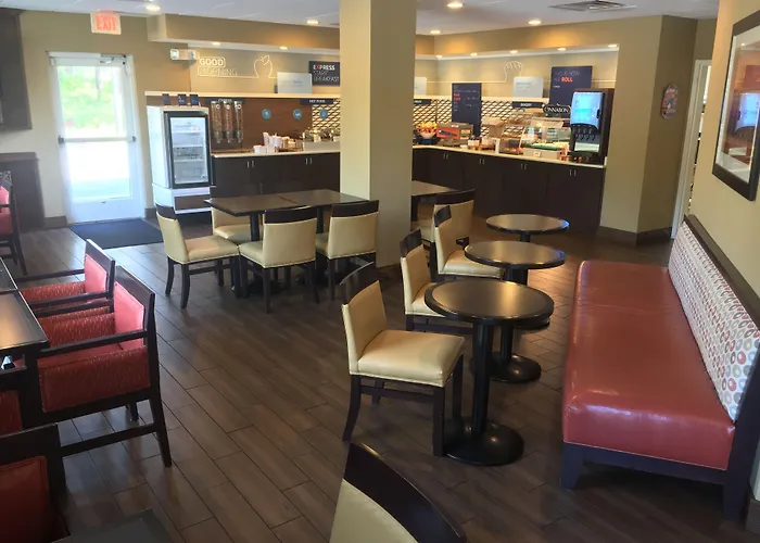 Holiday Inn Express Defuniak Springs By Ihg