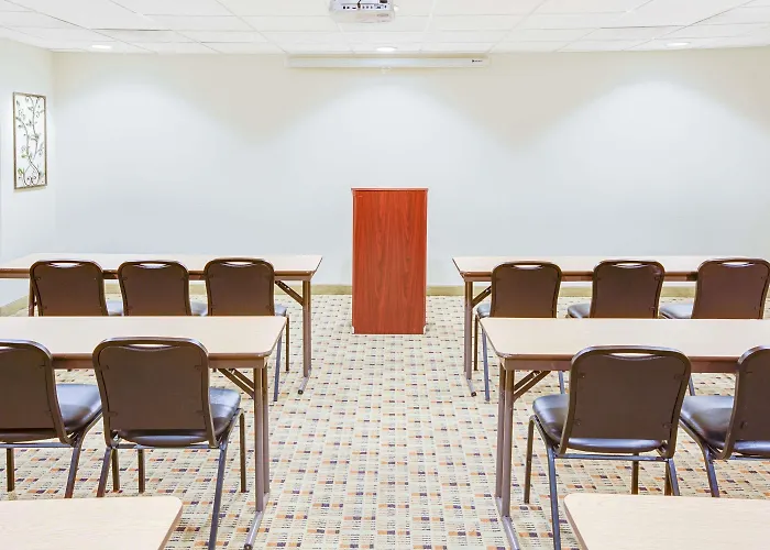 Microtel Inn & Suites By Wyndham Saraland