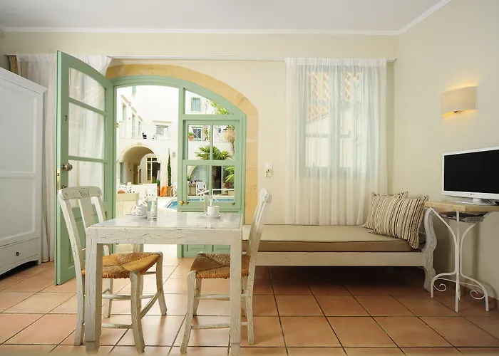 Mythos Suites Boutique Hotel