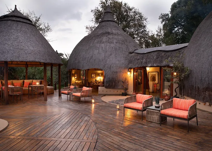 Hoyo Hoyo Safari Lodge