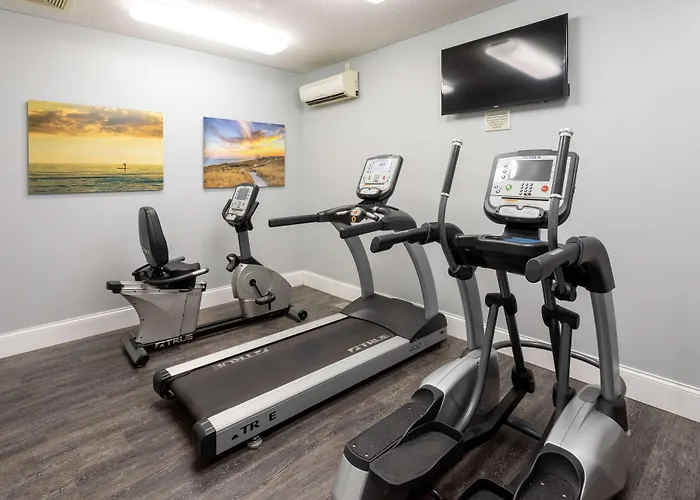 Grandstay Hotel & Suites Downtown Sheboygan