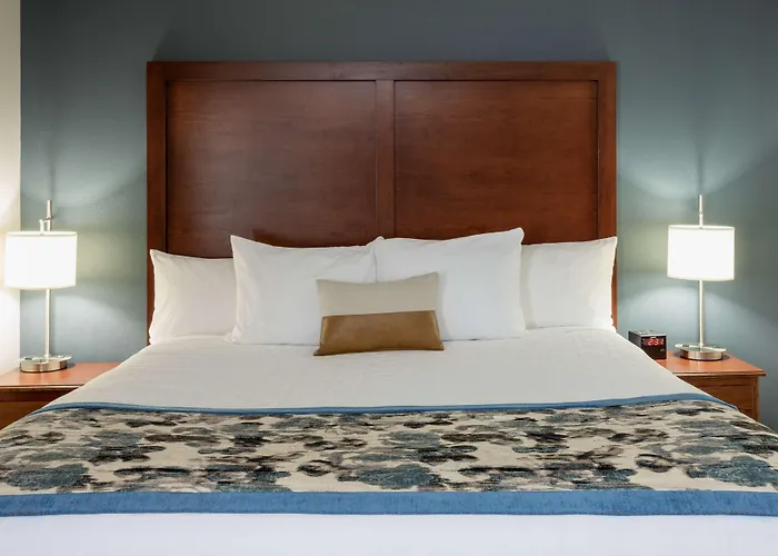 Grandstay Hotel & Suites Downtown Sheboygan