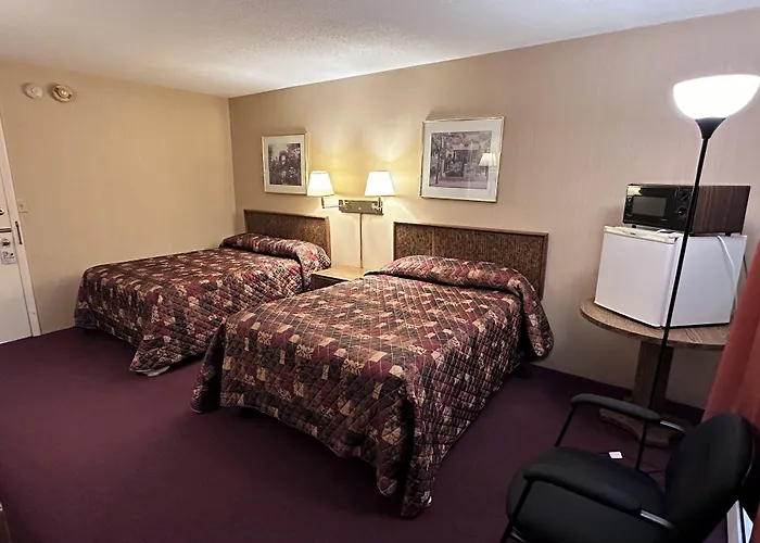 Pamola Motor Lodge