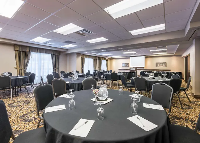 Hampton Inn & Suites By Hilton Moncton
