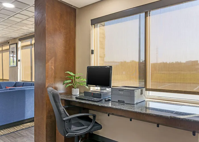 Comfort Suites Brunswick