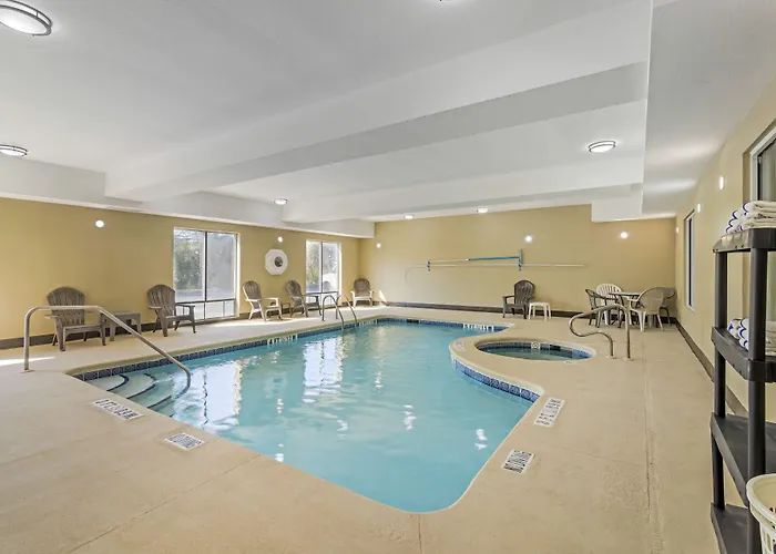 Comfort Suites Brunswick