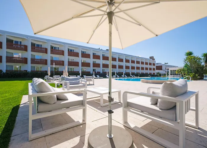 Malibu Foz Hotel - La Maison Younan