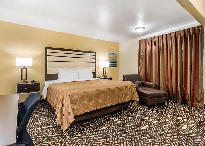 Quality Inn & Suites Capitola By The Sea