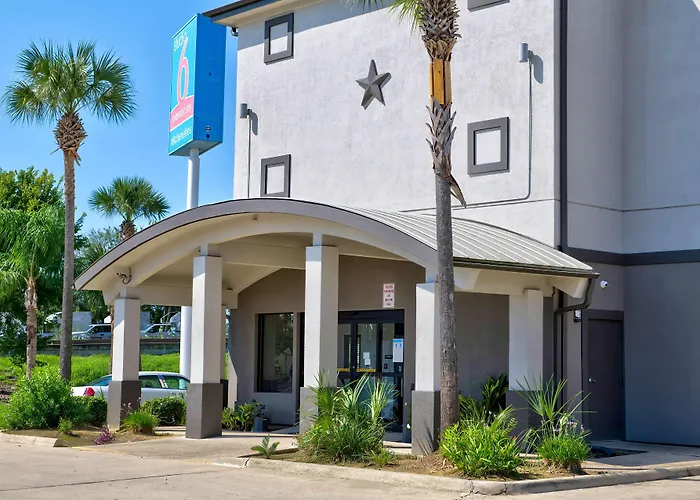 Oyo Townhouse Beaumont Medical Center Area I-10