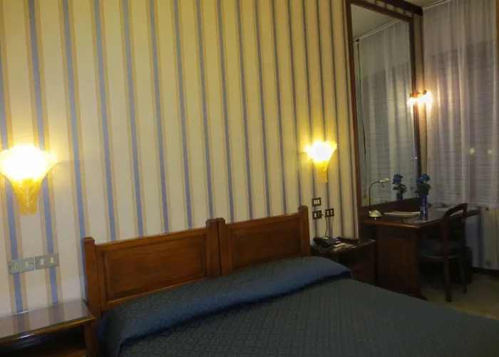 Hotel Italia City Center