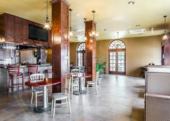 Hotel Seville