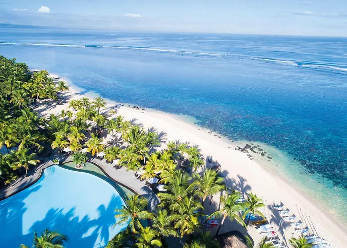 Victoria Beachcomber Resort & Spa