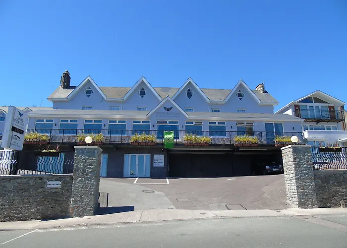 Bella Vista Hotel & Self Catering Suites