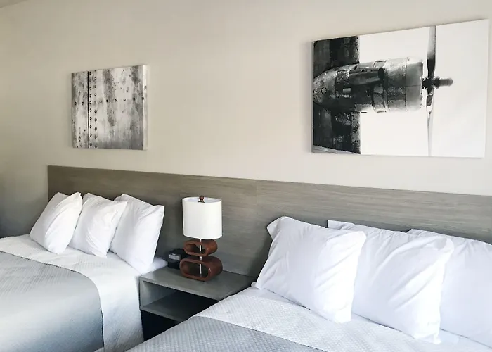 Airport Inn