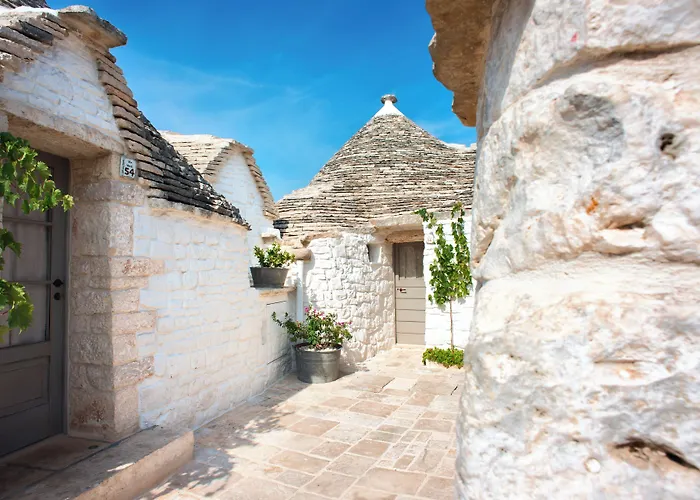 Trulli Holiday Albergo Diffuso