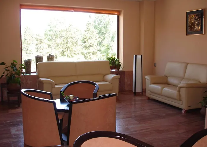 Hotel Sant Quirze De Besora