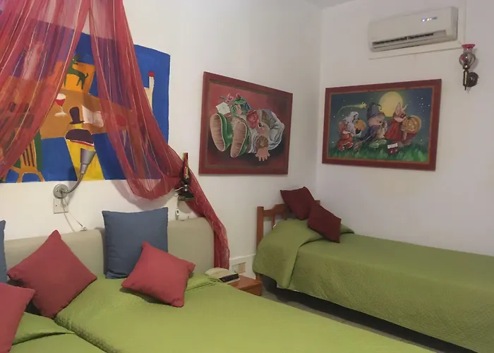 Kiniras Traditional Hotel & Restaurant