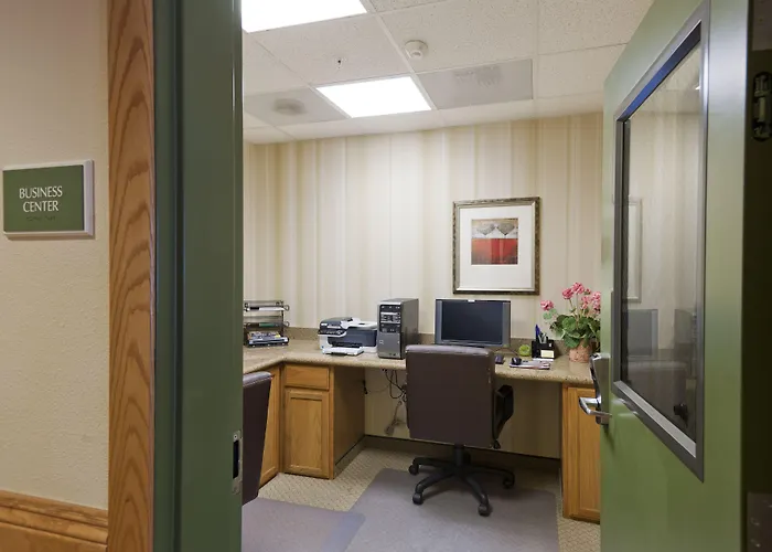Holiday Inn & Suites - Barstow By Ihg